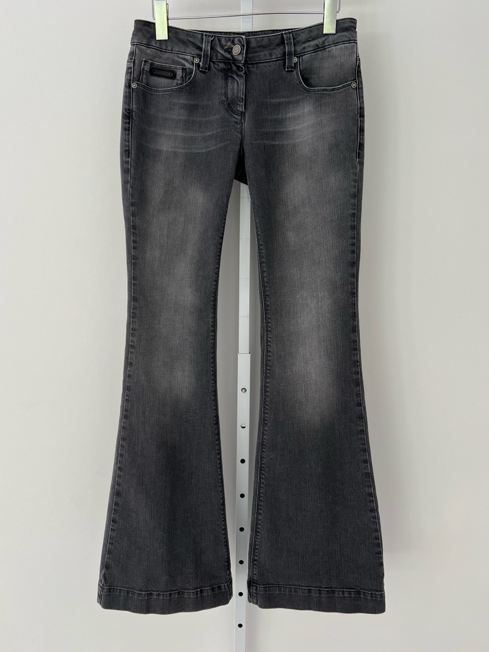 BURBERRY LONDON WINDSOR DISTRESSED GRAY BLACK WASH JEANS SIZE 29